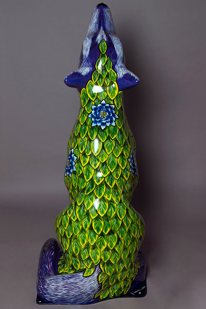 Wild by Stef Fridael - back profile